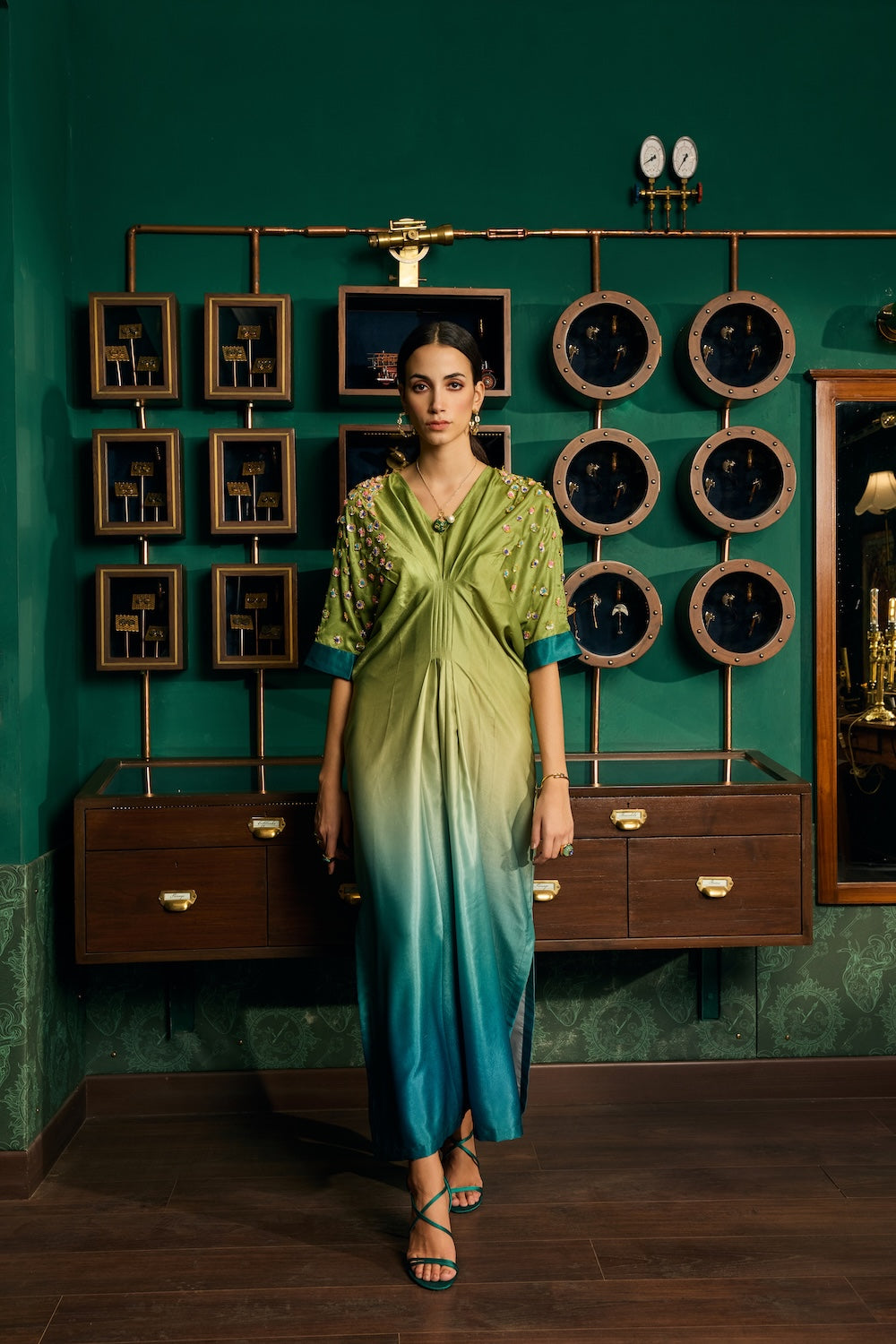 KAFTANS