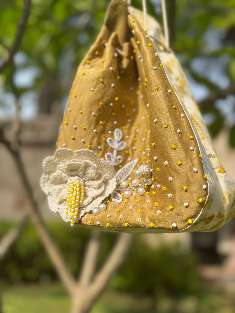Sassy potli bag