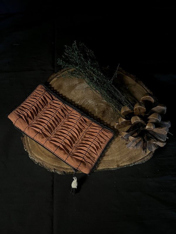 Sand Red Pouch