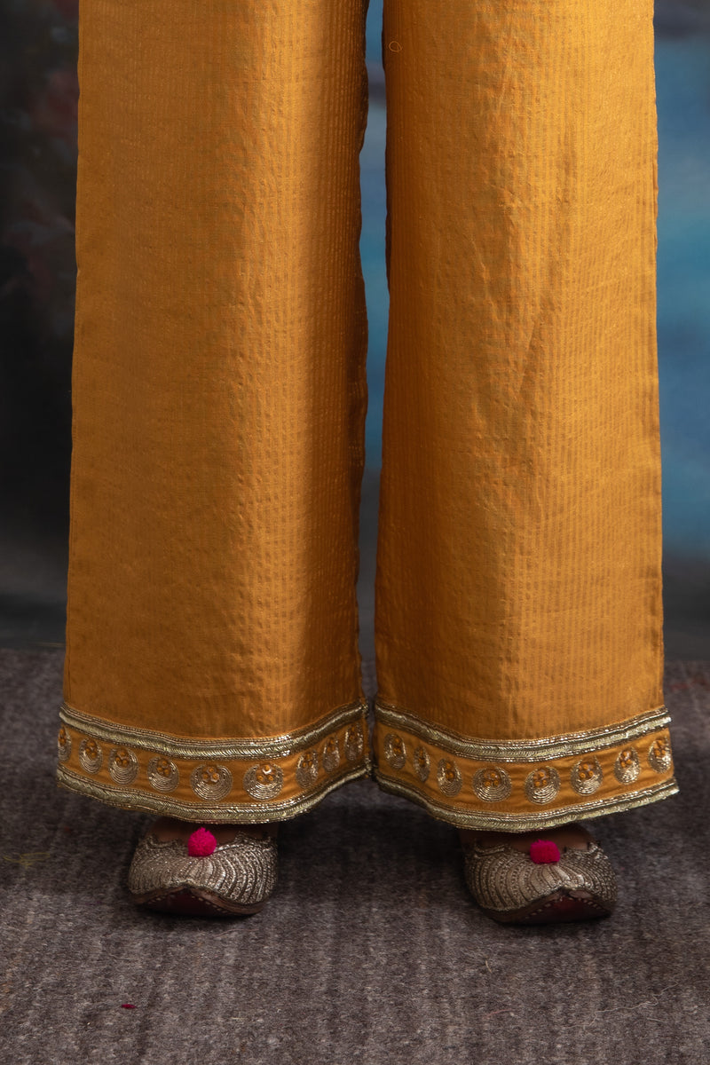 ASFAR KURTA SET