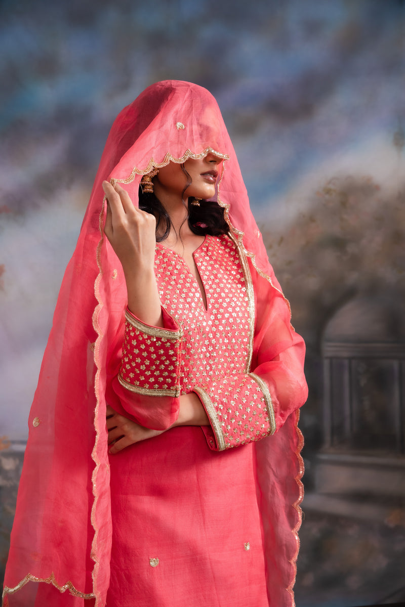 LEILA KURTA SET