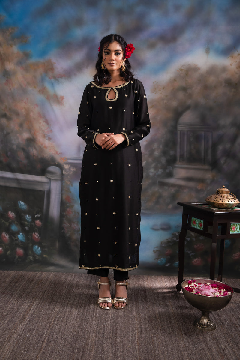 SIAH KURTA SET